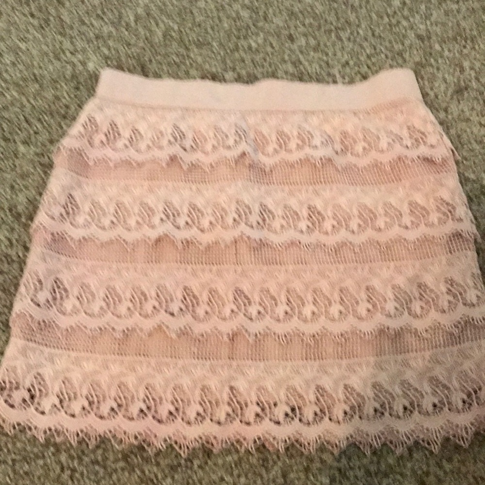Lace skirt